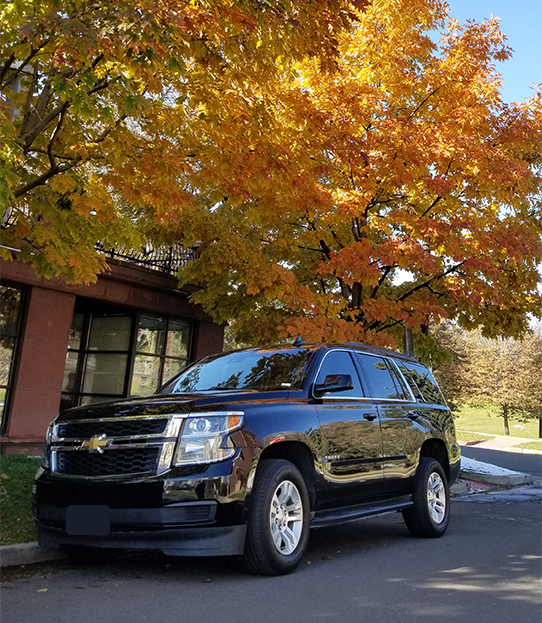 SUPREME AIRPORT LIMO | Denver airport limo | Colorado Mountain |  Keystone ski limo | Breckenridge ski limo